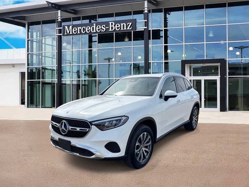 Used 2024 Mercedes-Benz GLC 300 image 1