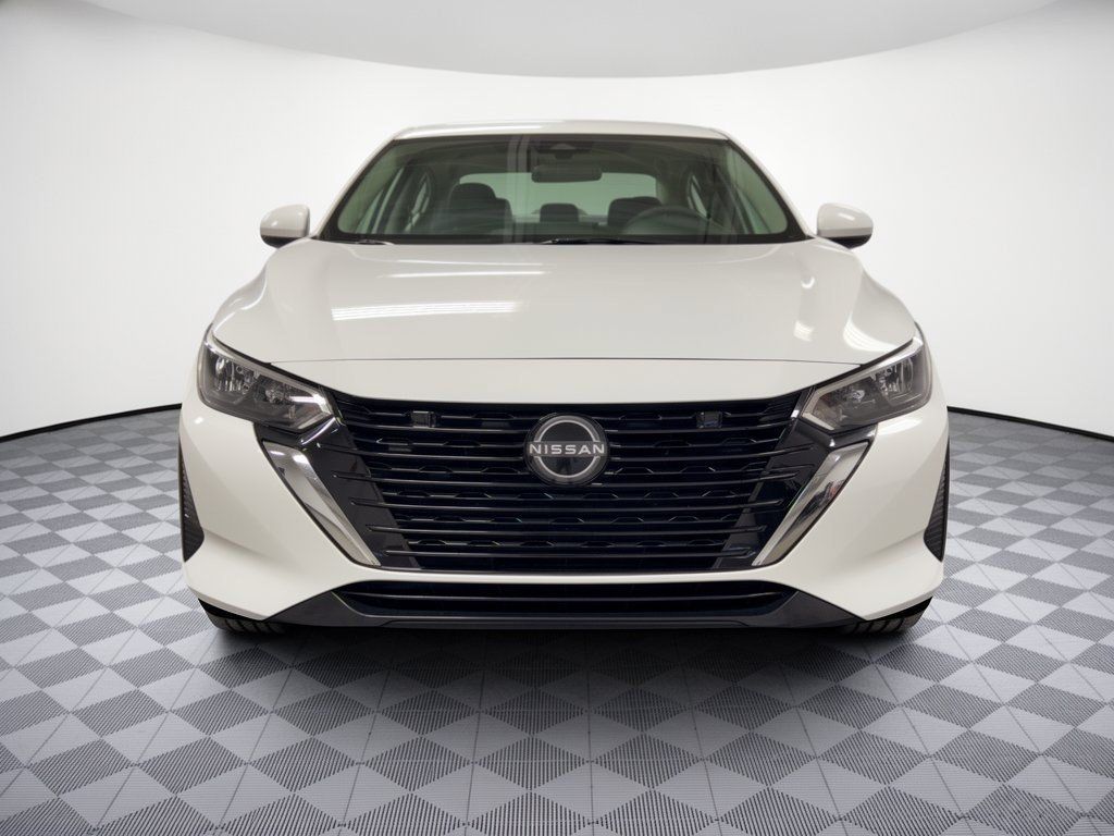 Used 2025 Nissan Sentra SV FWD image 6