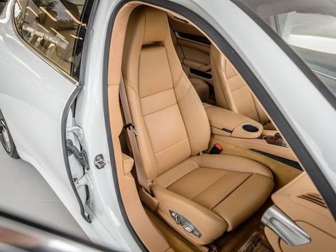 Used 2014 Porsche Panamera 4S Executive AWD/4WD image 46