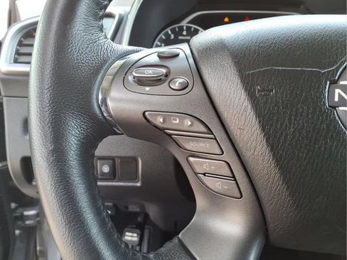 Used 2024 Nissan Murano SL FWD image 16