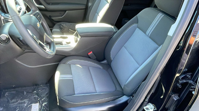 New 2026 Chevrolet Blazer LT w/ Convenience Package FWD image 12