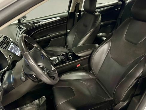 Used 2014 Ford Fusion Titanium image 11