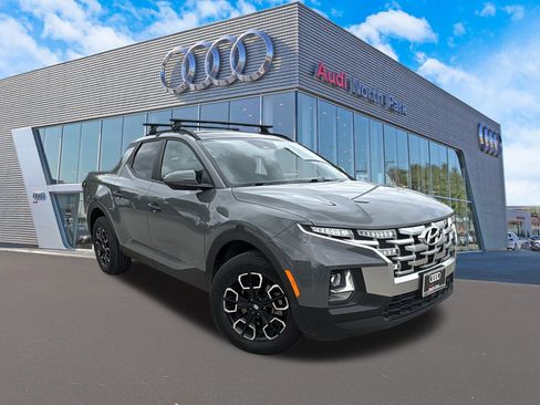 Used 2023 Hyundai Santa Cruz SEL w/ Activity Package AWD/4WD image 1