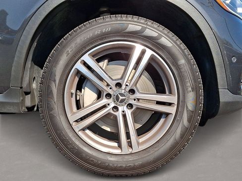 Used 2022 Mercedes-Benz GLC 300 4MATIC w/ Premium Package Lite image 8
