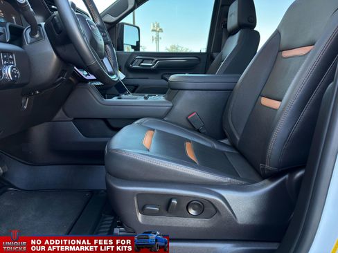 Used 2024 GMC Sierra 2500 AT4 w/ AT4 Premium Plus Package image 19
