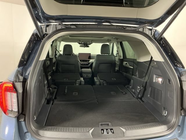 Used 2026 Ford Explorer Active w/ Active Comfort Package AWD/4WD image 32