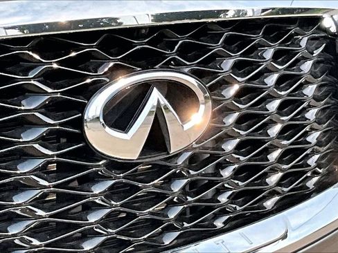 Certified 2023 INFINITI QX60 Luxe w/ Cargo Package AWD/4WD image 11
