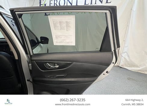 Used 2015 Nissan Rogue SL w/ SL Premium Package FWD image 25
