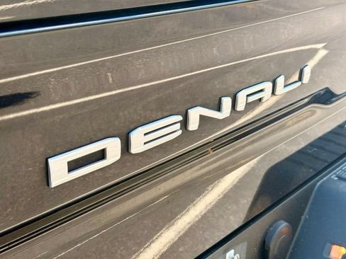 Used 2022 GMC Sierra 1500 Denali w/ Denali Reserve Package AWD/4WD image 16