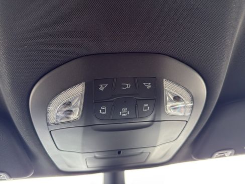 New 2026 Chrysler Pacifica Select image 23