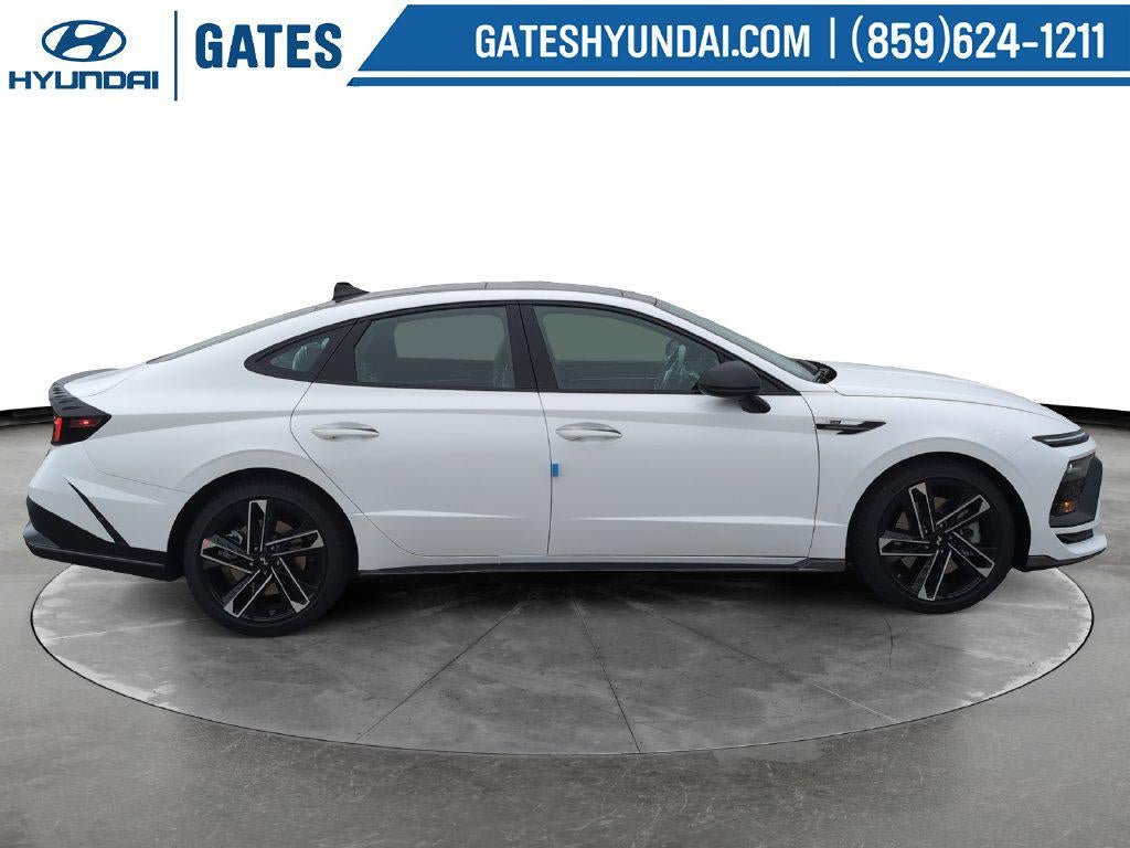 New 2027 Hyundai Sonata N Line FWD image 3
