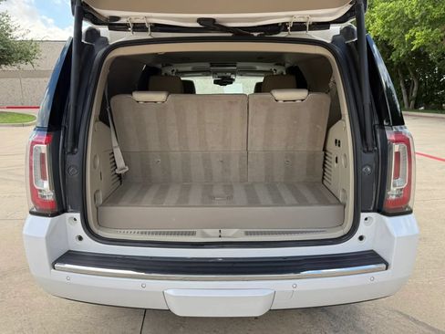 Used 2019 GMC Yukon Denali w/ Denali Ultimate Package AWD/4WD image 5