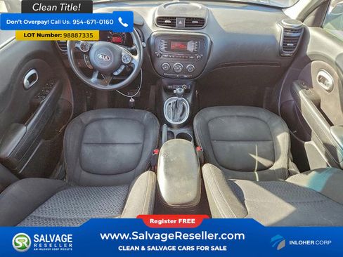 Used 2015 Kia Soul + image 11