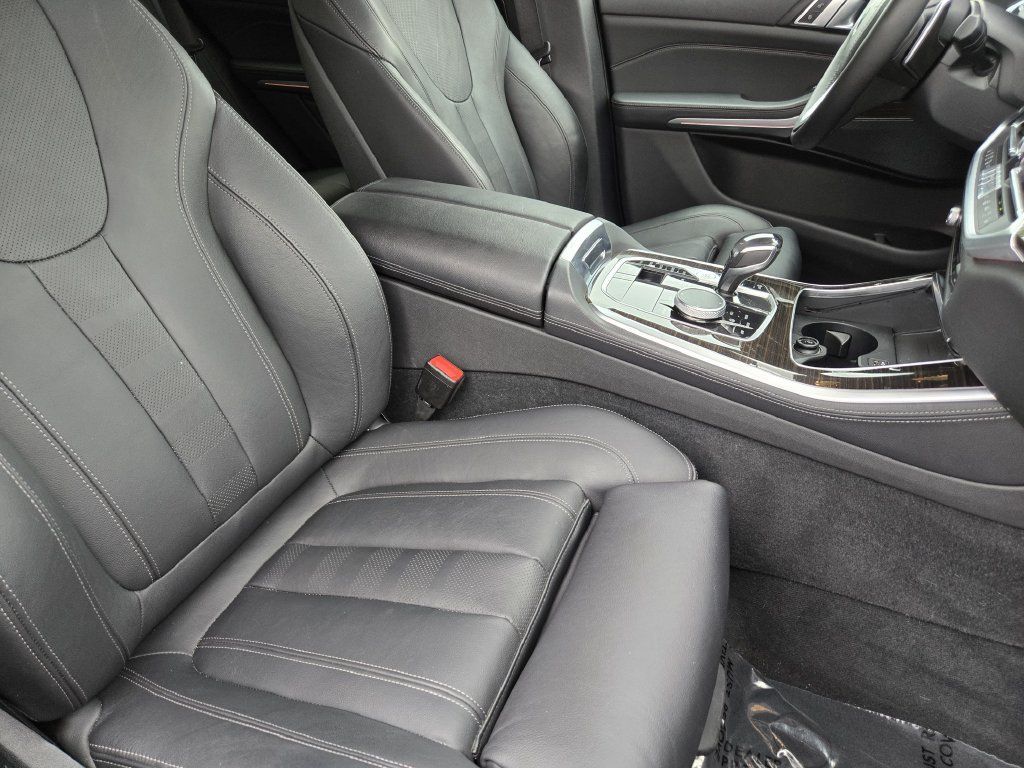 Used 2020 BMW X5 xDrive40i w/ Convenience Package AWD/4WD image 15
