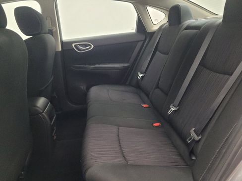Used 2019 Nissan Sentra SV FWD image 18