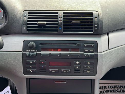 Used 2006 BMW M3 Convertible image 23