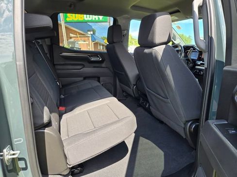 Used 2025 Chevrolet Silverado 1500 LT AWD/4WD image 20
