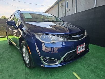 Used 2018 Chrysler Pacifica Touring-L Plus w/ Advanced Safetytec Group