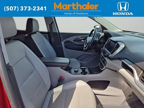 Used 2022 GMC Terrain SLT AWD/4WD image 18