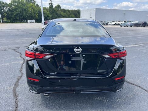 New 2025 Nissan Sentra SR w/ Midnight Edition image 4