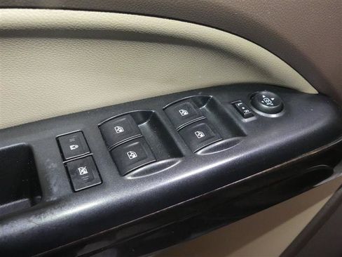 Used 2016 GMC Canyon SLT w/ Driver Alert Package AWD/4WD image 18