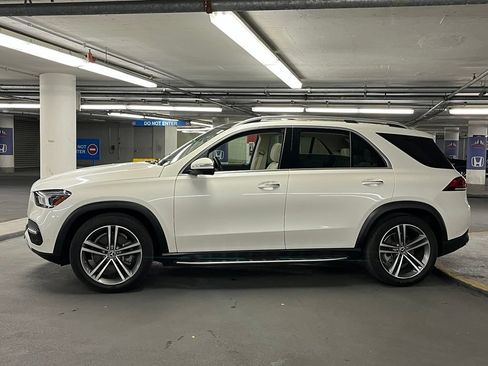 Used 2022 Mercedes-Benz GLE 450 4MATIC image 32
