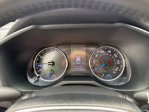 Used 2022 Toyota RAV4 SE w/ Convenience Package AWD/4WD image 31