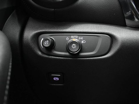 Used 2019 Chevrolet Blazer LT w/ Sound & Technology Package image 22