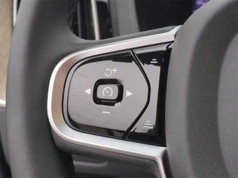 New 2026 Volvo XC60 B5 Plus w/ Protection Package Premier image 24