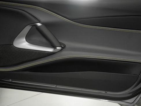 Used 2023 Ferrari 812 GTS image 35