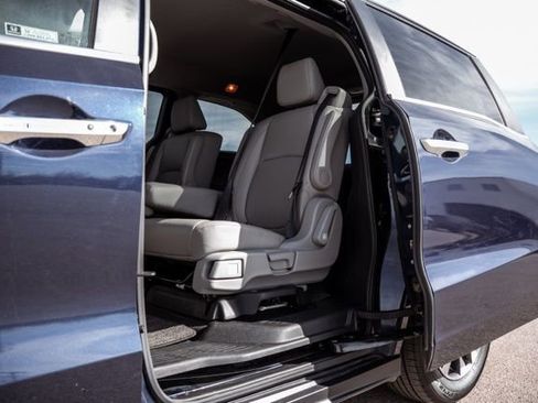 Used 2024 Honda Odyssey EX-L image 30