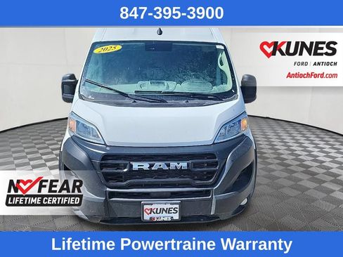 Used 2026 RAM ProMaster 2500 w/ Convenience Group FWD image 2