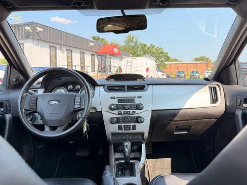 Used 2010 Ford Focus SEL FWD image 16
