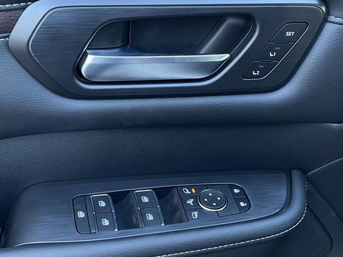New 2026 Nissan Armada SL RWD image 11