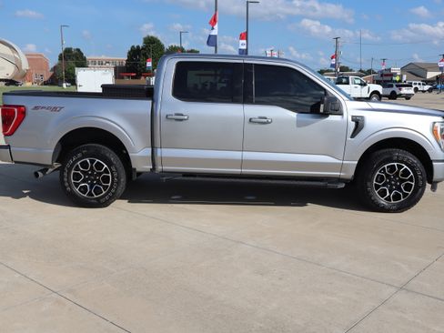 Used 2021 Ford F150 XLT w/ Equipment Group 302A High AWD/4WD image 5