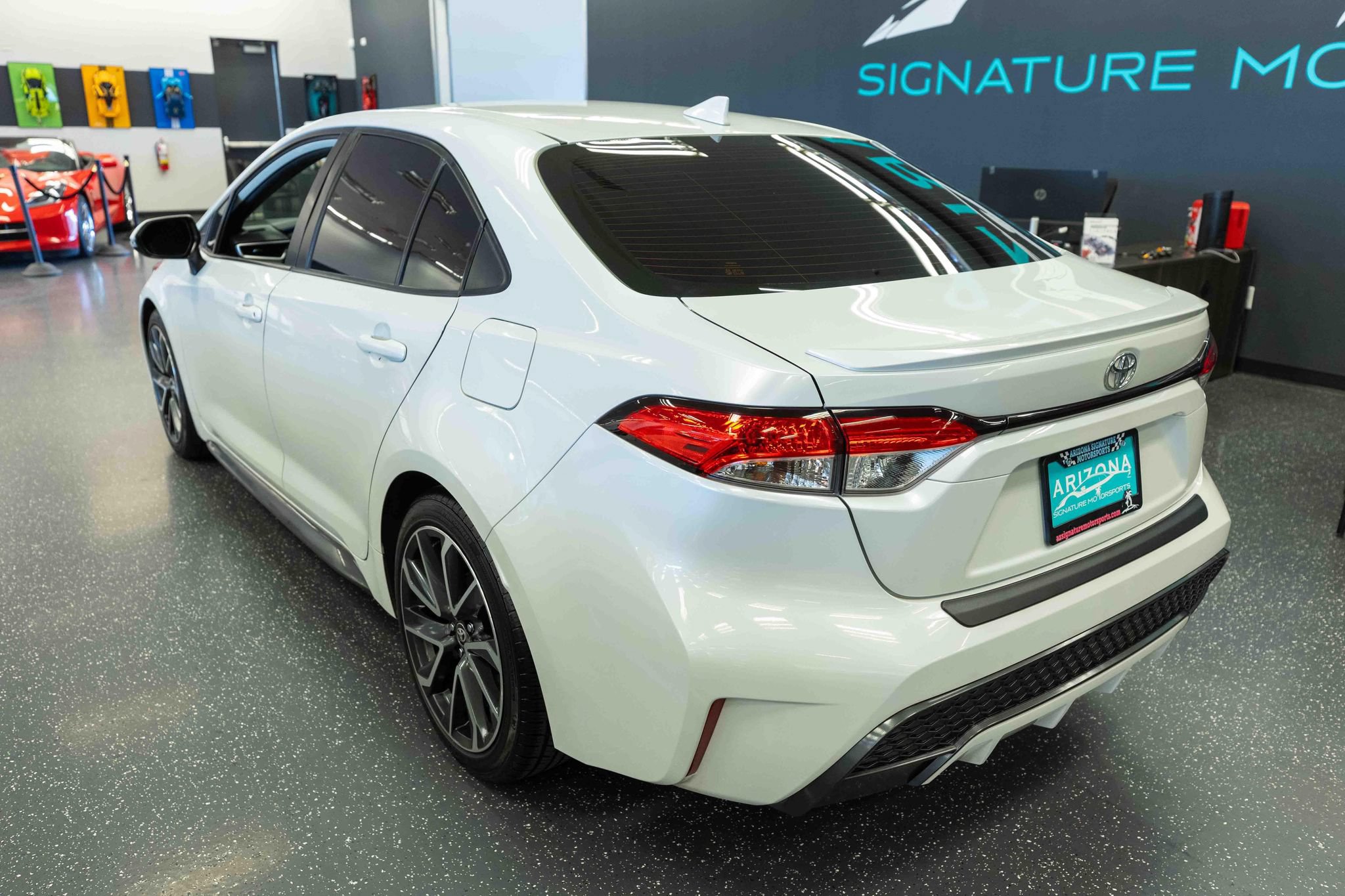 Used 2022 Toyota Corolla SE w/ Carpet Mat Package (TMS) FWD image 8