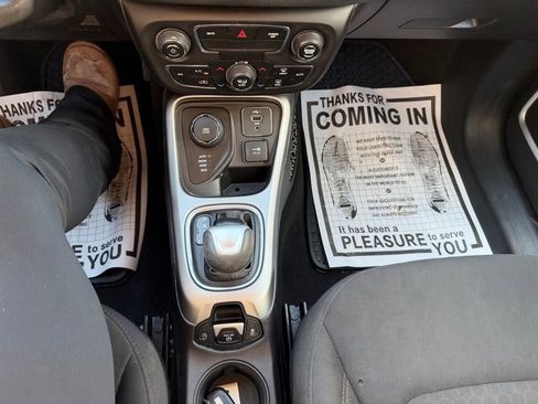 Used 2020 Jeep Compass Sport w/ Cold Weather Group image 18