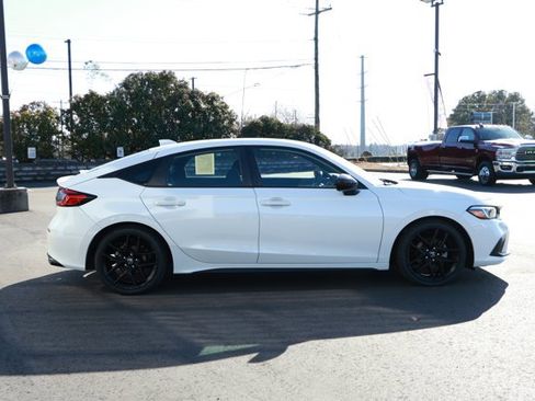 Used 2024 Honda Civic Sport image 4