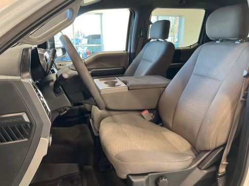 Used 2017 Ford F250 XLT image 11