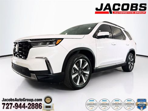 Used 2024 Honda Pilot Elite image 1