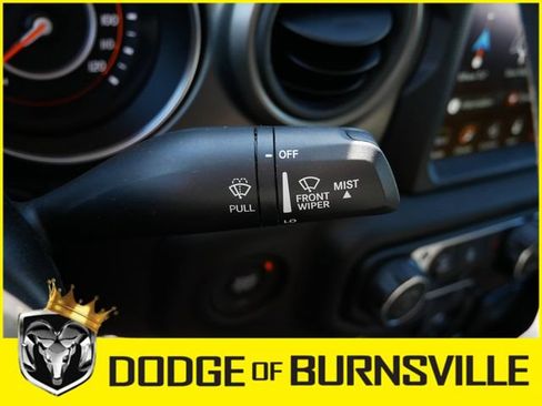 Used 2023 Jeep Gladiator Sport AWD/4WD image 28