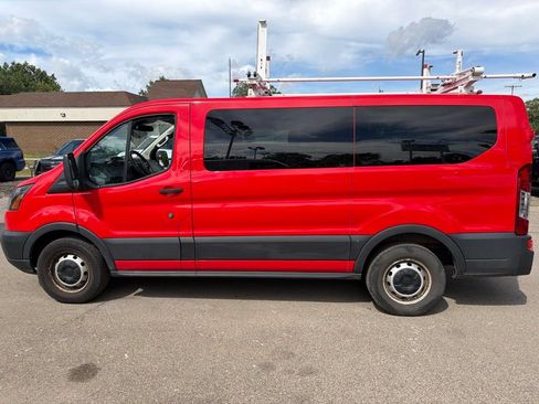 Used 2019 Ford Transit 150 XL RWD image 8