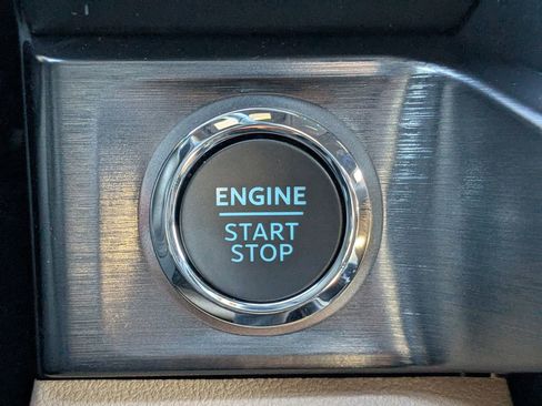 New 2026 Ford F350 Lariat w/ Tremor Off-Road Package AWD/4WD image 32