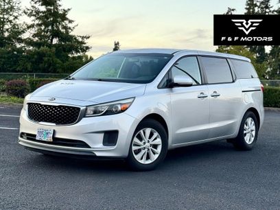 Used 2015 Kia Sedona L