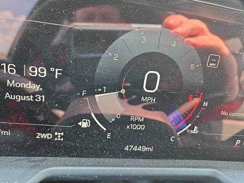 Used 2025 GMC Acadia AT4 w/ Luxury Package AWD/4WD image 6