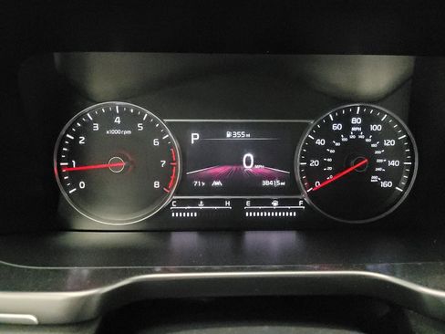 Used 2023 Kia Sorento LX FWD image 23
