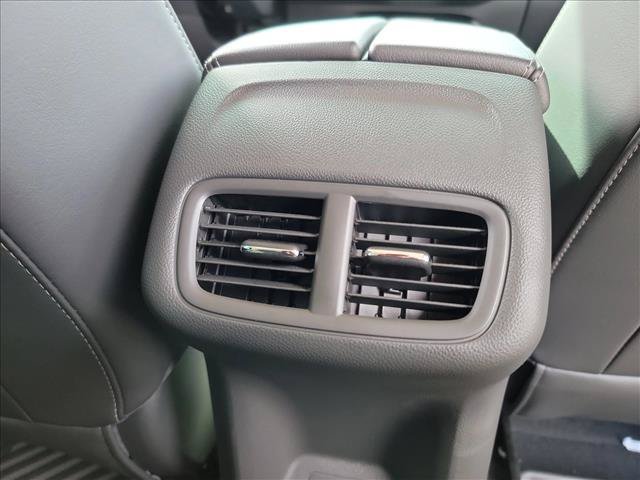 Used 2025 Buick Envision Preferred AWD/4WD image 17