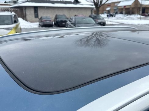 Certified 2025 Volvo XC40 B5 Plus image 30