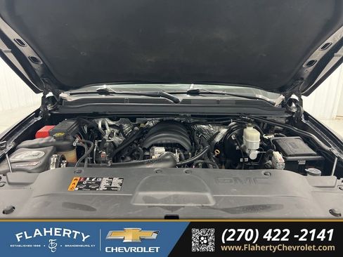 Used 2017 GMC Yukon Denali w/ Open Road Package image 16