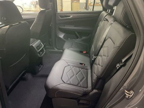New 2026 Volkswagen Atlas Cross Sport SE AWD/4WD image 12